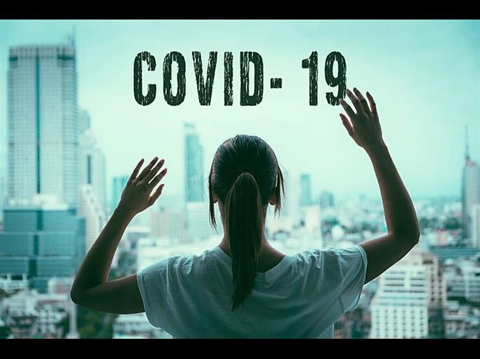 femme covid-19